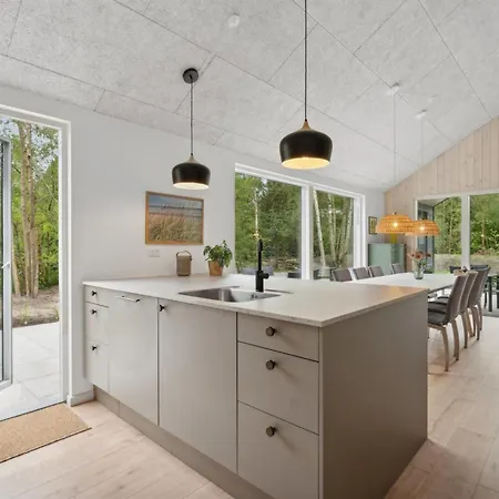 Laina - 250m From The Sea By Interhome